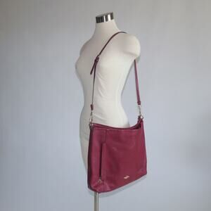 Coach Large Scout Hobo in Red H1573